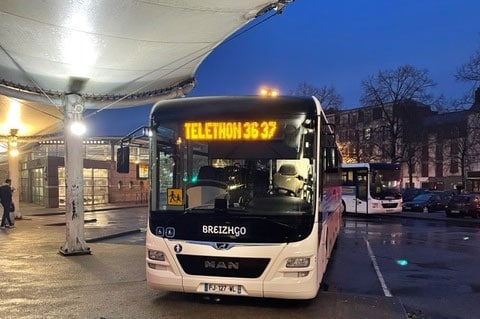 Téléthon 2021 : Le Coeur bus et cars se mobilise pour relayer le numéro d'appel 3637 sur les girouettes de ses autocars.